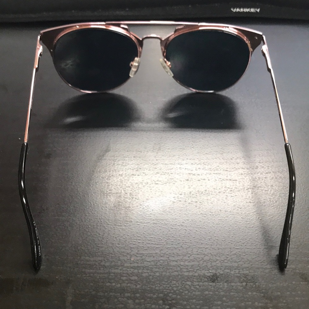 Quay X Chrisspy Limited Edition sunglasses - Picture 3 of 4